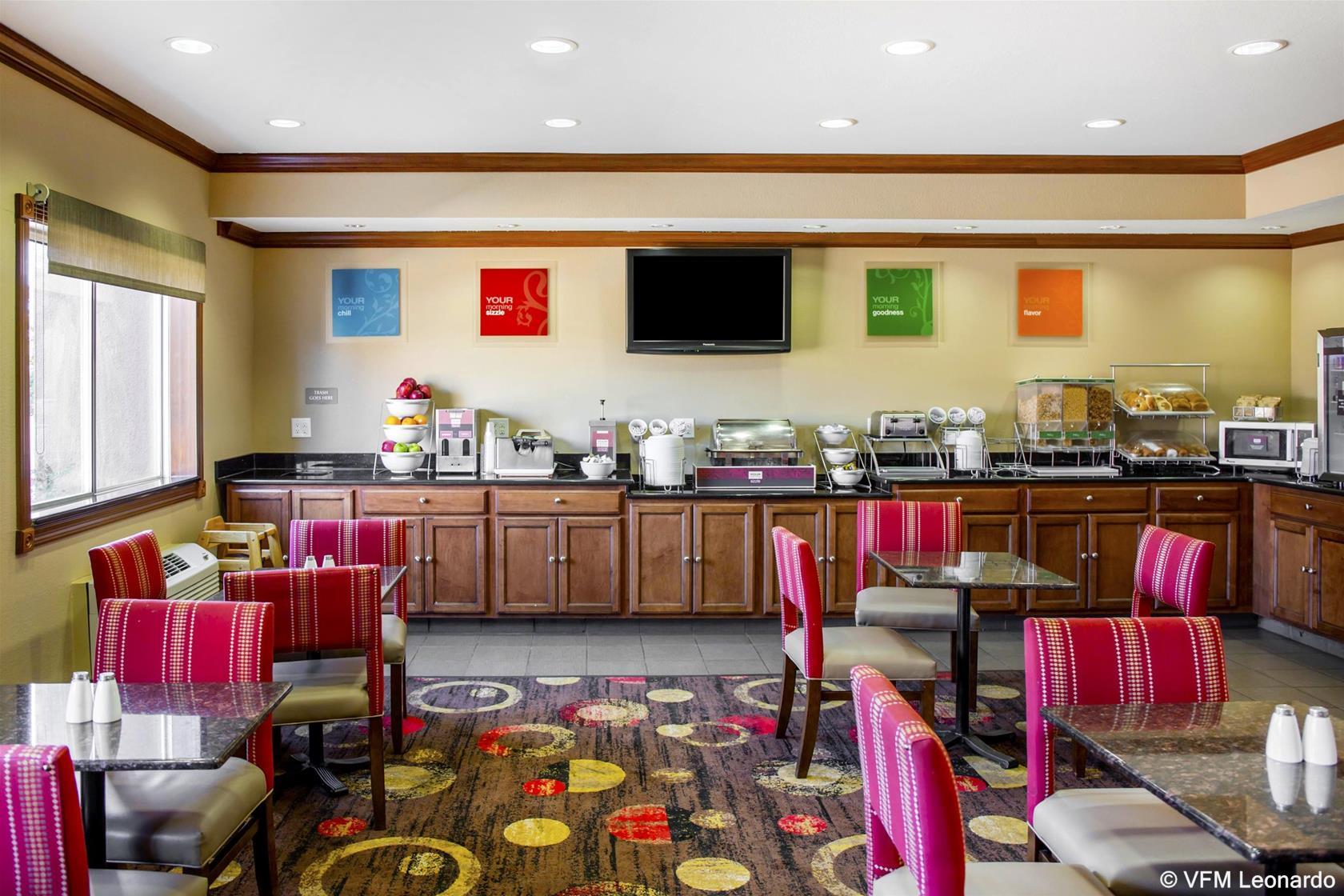 Comfort Inn & Suites Coralville - Iowa City Near Iowa River Landing Экстерьер фото